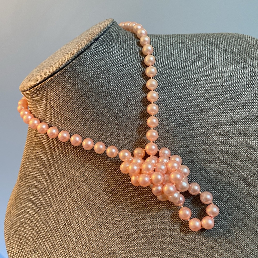 Vtg Pretty in Pink Pearl Necklace